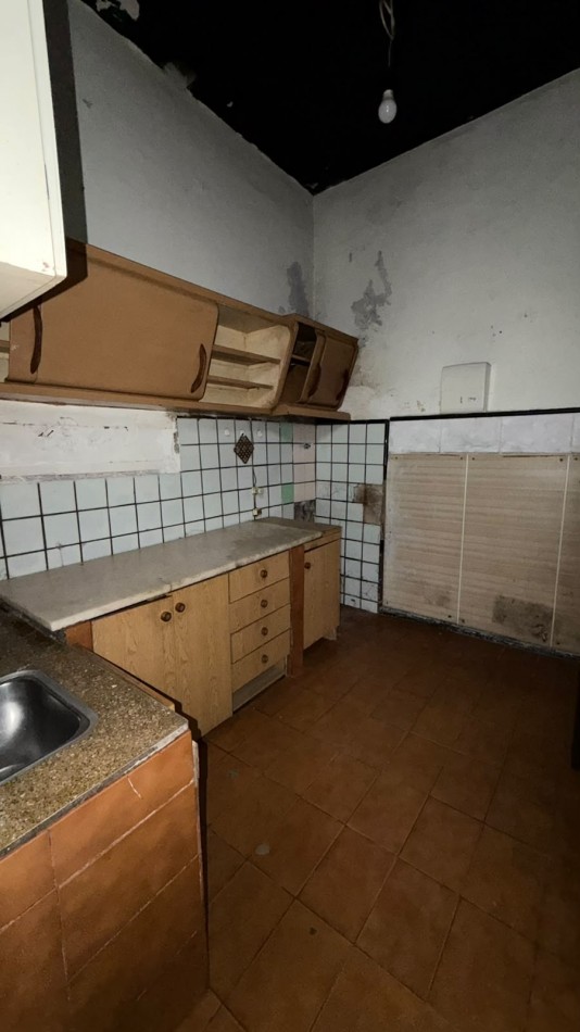 Departamentos con locales en venta