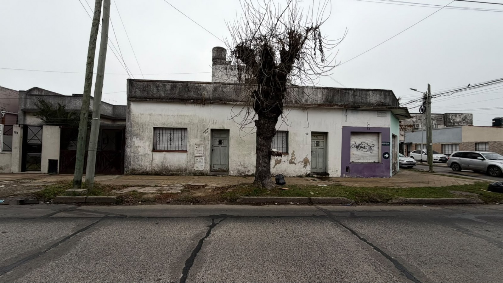 Departamentos con locales en venta