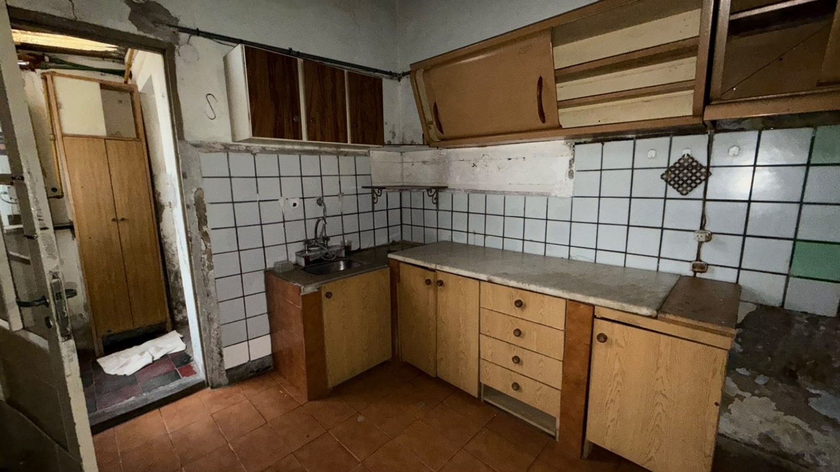 Departamentos con locales en venta